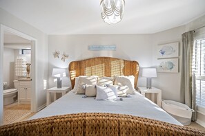 3 soverom, strykejern/-brett, reiseseng for barn og wi-fi (inkludert)