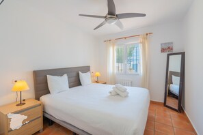 3 Schlafzimmer, Bügeleisen/Bügelbrett, kostenloses WLAN, Bettwäsche