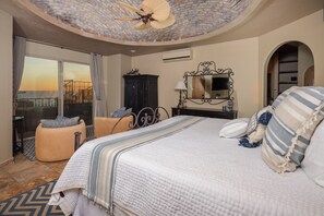 3 habitaciones, escritorio, tabla de planchar con plancha y wifi gratis 