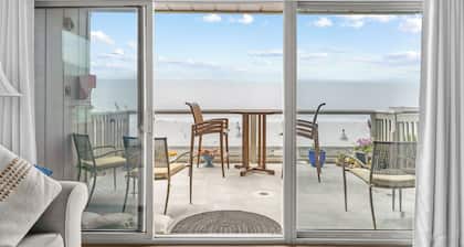 Cayucos Beach Retreat - Perfect location, ocean views!