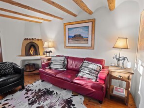 Téléviseur à écran plat, foyer