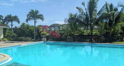 Entire House in Safe & Peaceful, Gated, Golf Community with 2 Swimming Pools.