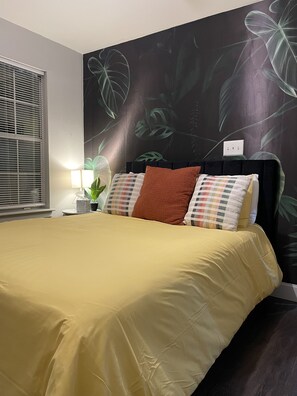 2 bedrooms, in-room safe, iron/ironing board, free WiFi