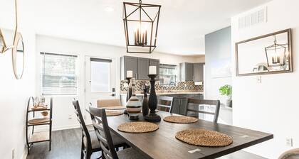 3 Story River facing deck-3 miles to downtown Cincinnati