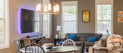 Smart TV, estéreo y impresora