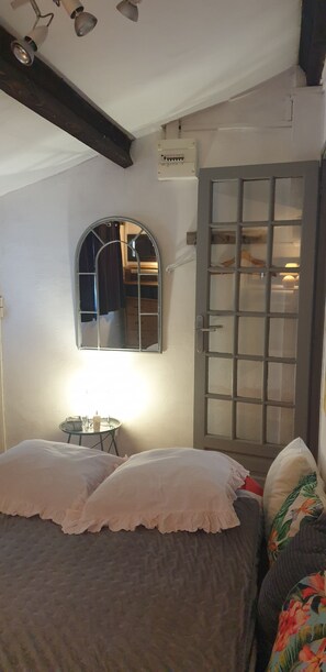 1 chambre, draps fournis