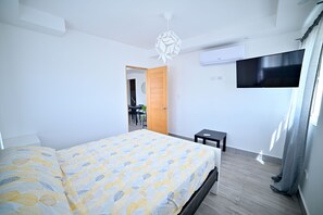 Doppelzimmer | Bügeleisen/Bügelbrett, kostenloses WLAN