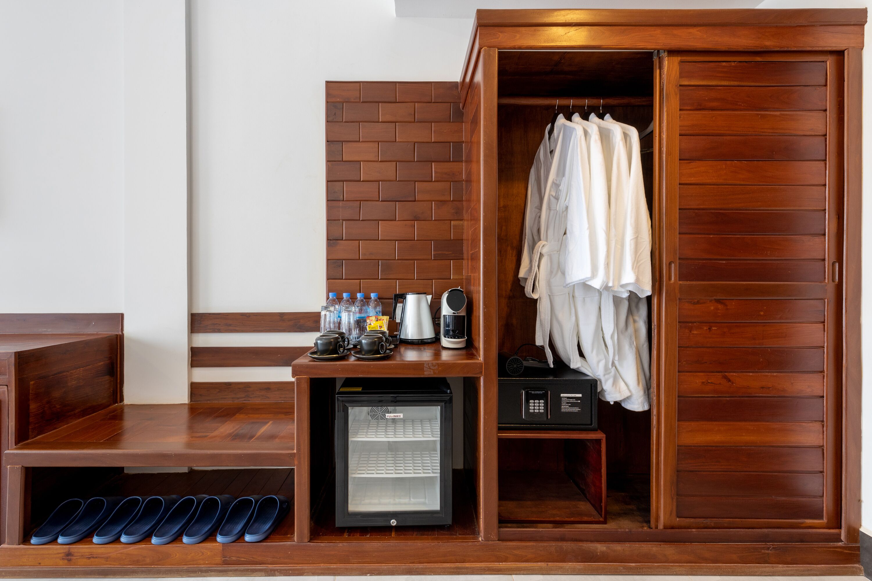 Photo - Blanc Smith Hotel