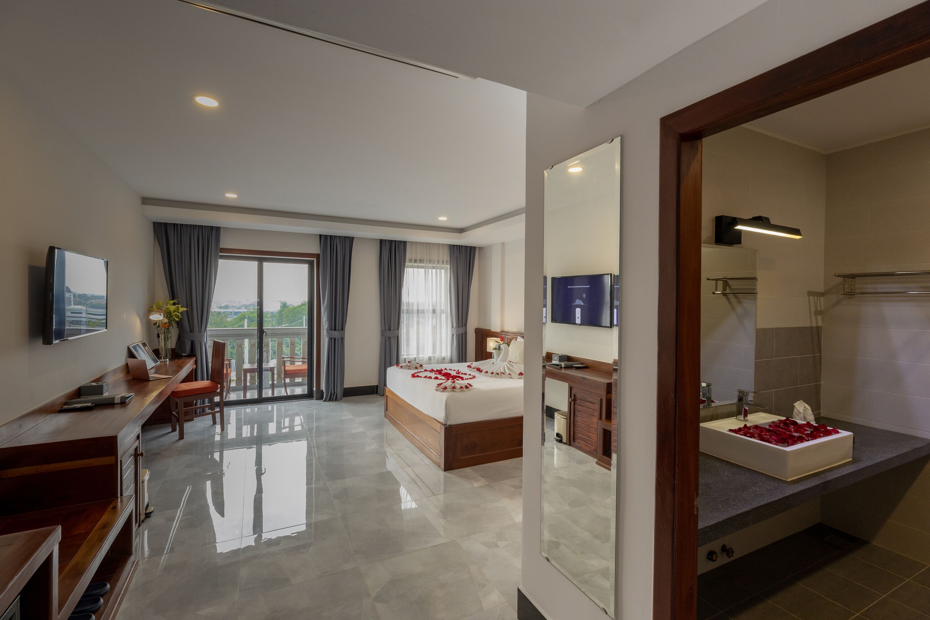 Photo - Blanc Smith Hotel