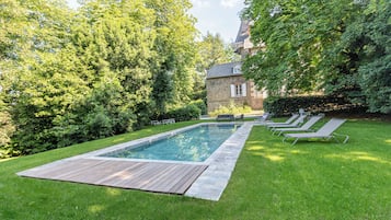 Piscine extérieure, piscine chauffée