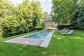 Piscine extérieure, piscine chauffée