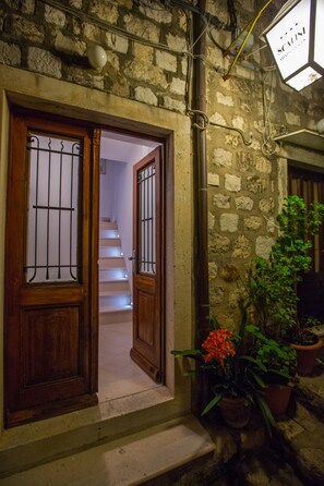 숙박 시설 정면