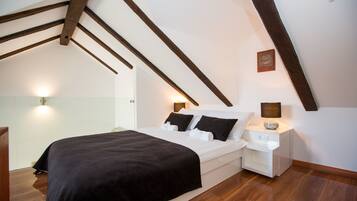 1 habitación y caja de seguridad en la habitación