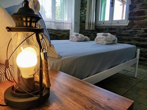 1 chambre, fer et planche à repasser, Wi-Fi, draps fournis