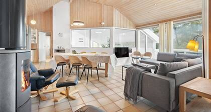Awesome home in Nørre Nebel with sauna