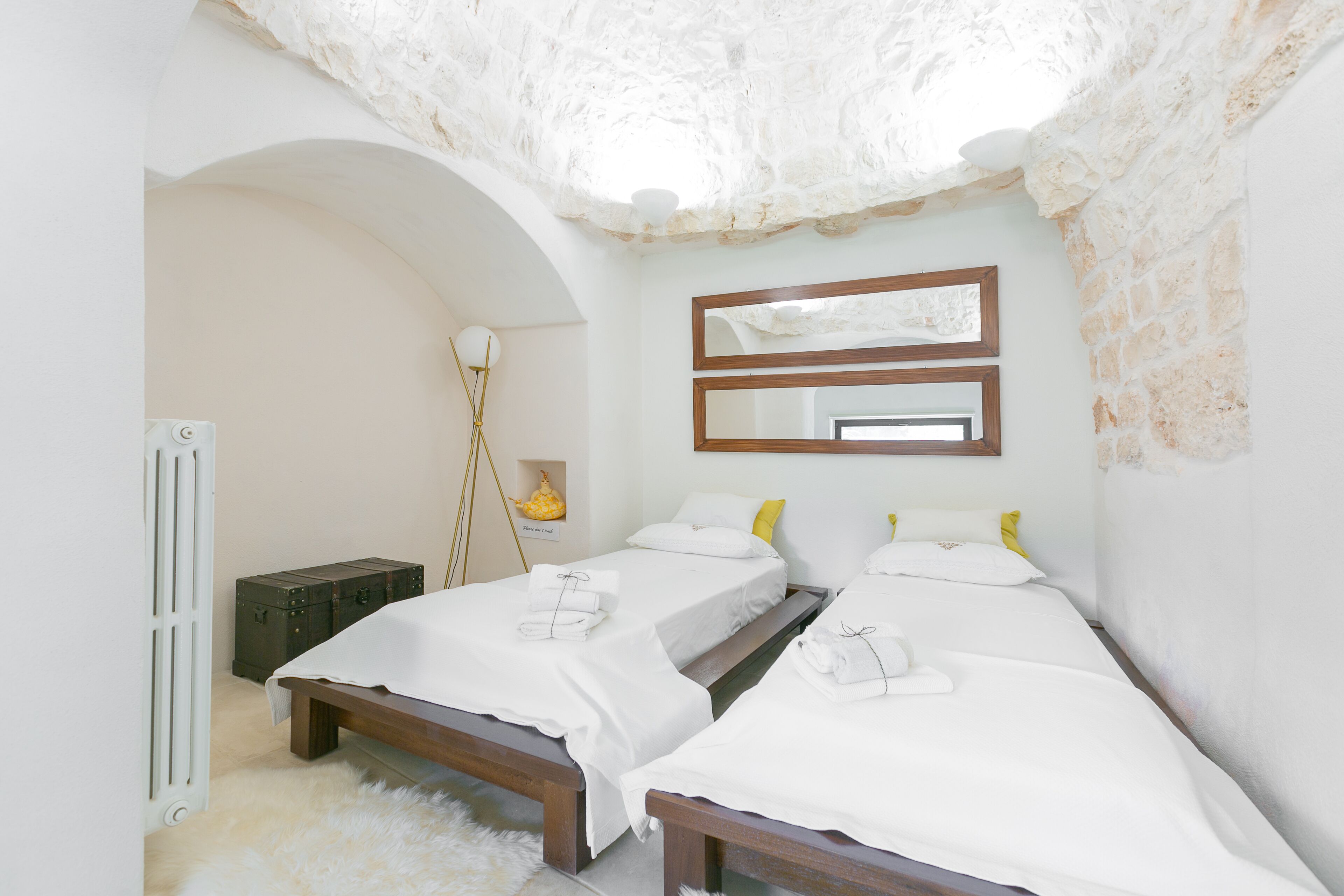 3 Schlafzimmer, Schreibtisch, Bügeleisen/Bügelbrett, Reisekinderbett