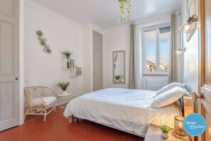 1 chambre, Wi-Fi gratuit, draps fournis