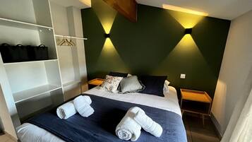 2 chambres, bureau, fer et planche à repasser, Wi-Fi gratuit