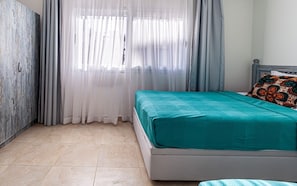 2 bedrooms, WiFi, bed sheets