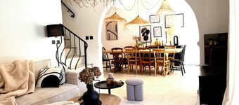 Villa Les Lauriers 150 m from the sea heated pool, Grimaud, golfe St Tropez