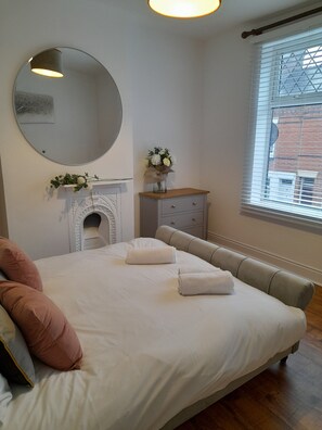 2 bedrooms, WiFi, bed sheets - Warwick st Leicester city centre (Leicester)