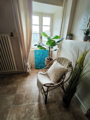 المنشأة من الداخل