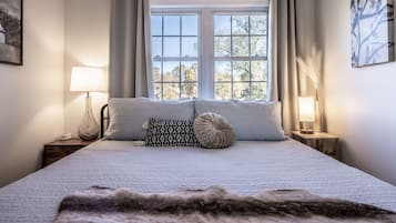 2 bedrooms, iron/ironing board, travel crib, WiFi
