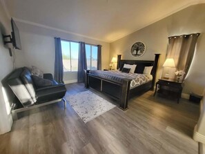 5 chambres, bureau, fer et planche à repasser, Wi-Fi