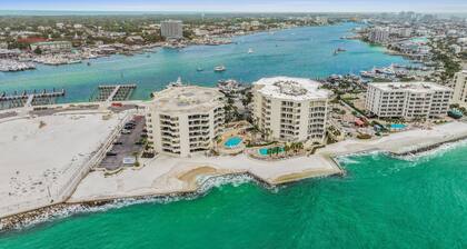 Beachfront at Destin Harbor's East Pass! Epic Views, Pool, Private Beach!