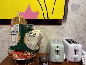 Free daily self-serve breakfast - Maison Yongsan Hotel (Seoul)