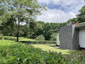 Property grounds - Lovely Casa Amapolas (Cobano)