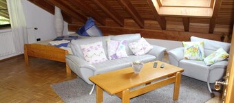 Gemütliche Ferienwohnung "max" Unterm Dach & Terrasse/balkon