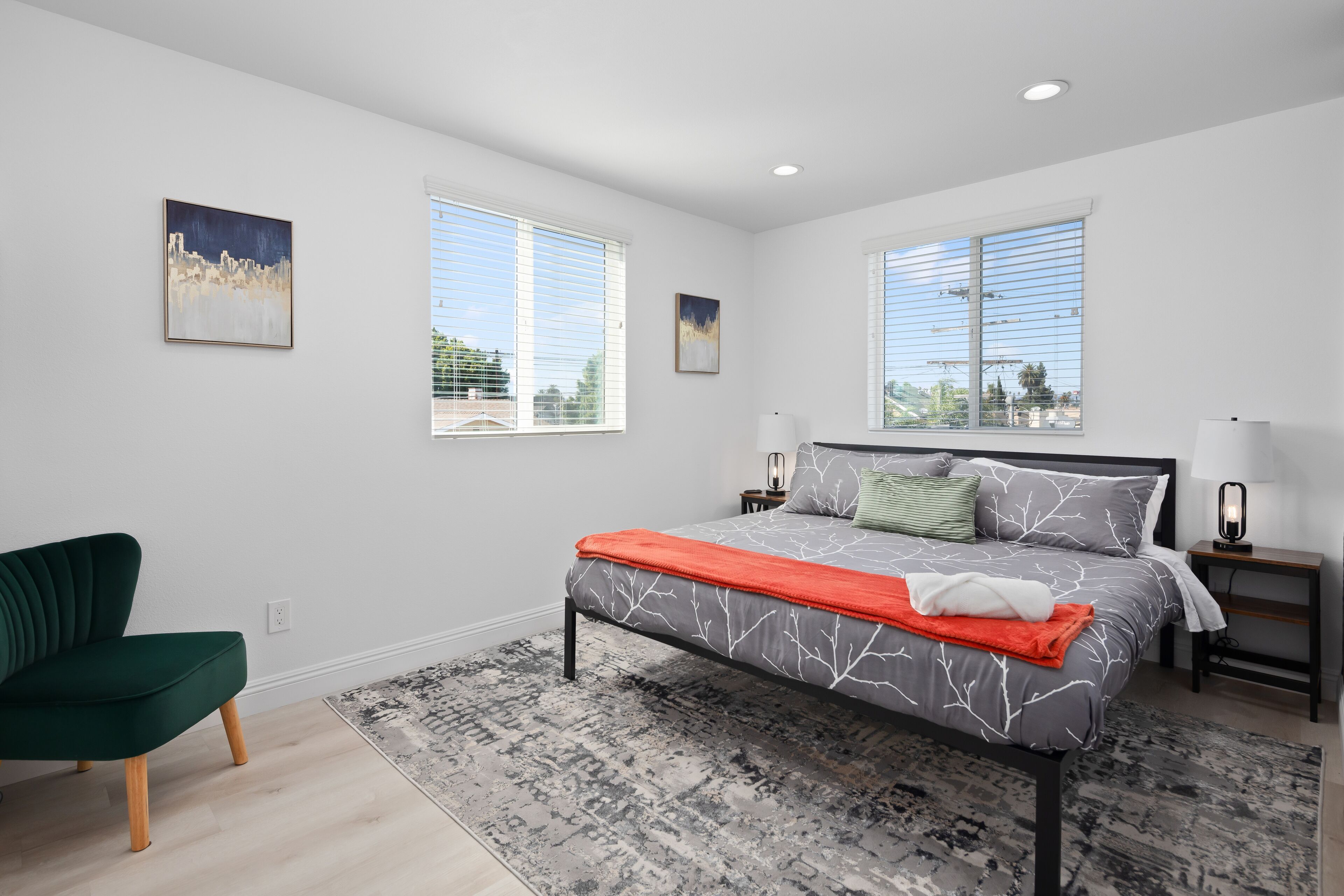 4 間睡房、熨斗/熨衫板、可攜式嬰兒床、免費 Wi-Fi