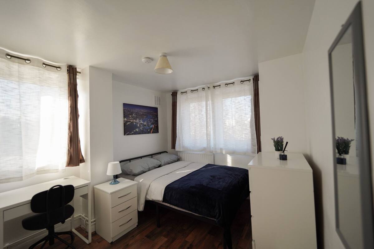 Comfort Room | Free WiFi