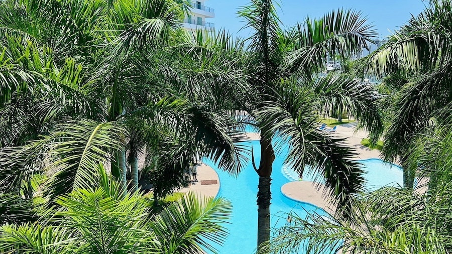 Costa Veleros Apartments