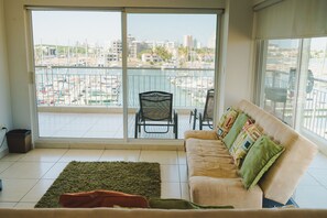 Costa Veleros 307 | Coin séjour