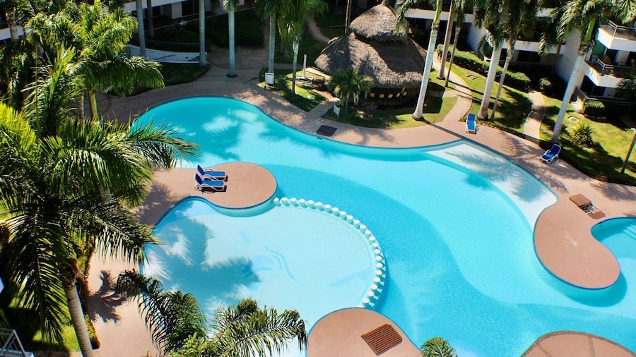 Costa Veleros Apartments