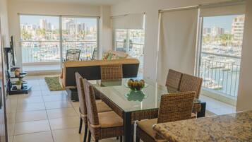 Costa Veleros 307 | Living area