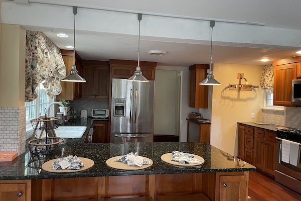 Refrigerador, microondas, horno, lavavajillas