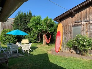 Outdoor dining - Nouveau Maison de Vacances Proche lac et Océan (Naujac-sur-Mer)