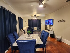 Interior - Midnight Lantern Riverwalk ⛳️ . Golf nearby,Cornhole, Lifesize Checkers,Foosball (San Antonio)