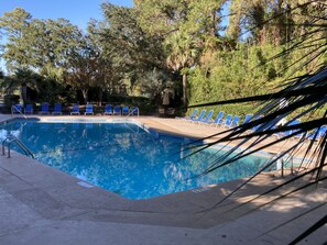 Utomhuspool