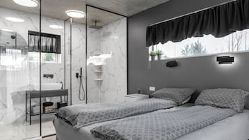 4 bedrooms, free WiFi