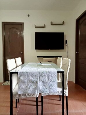 تناول الطعام