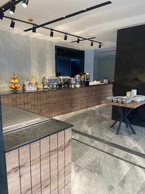 Free daily buffet breakfast