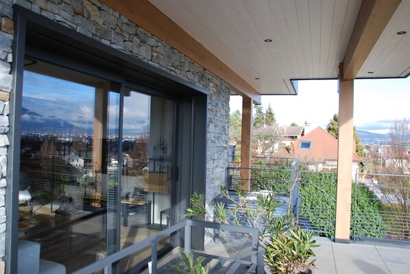 Exterior detail - Chalet near Annecy (Poisy)