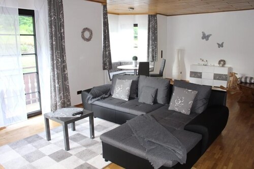 Spacious "Celin" vacation apartment in the heart of the Palatinate Forest