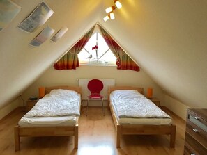 2 habitaciones, cuna de viaje y wifi gratis 