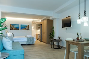 Estudi en suite executiu | 1 dormitori, caixa forta a l'habitació i decoració individual