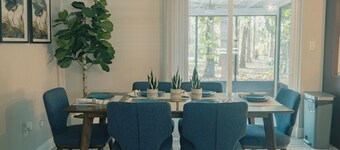 3bdr/2bth Lake Home Tampa/LUTZ close to all